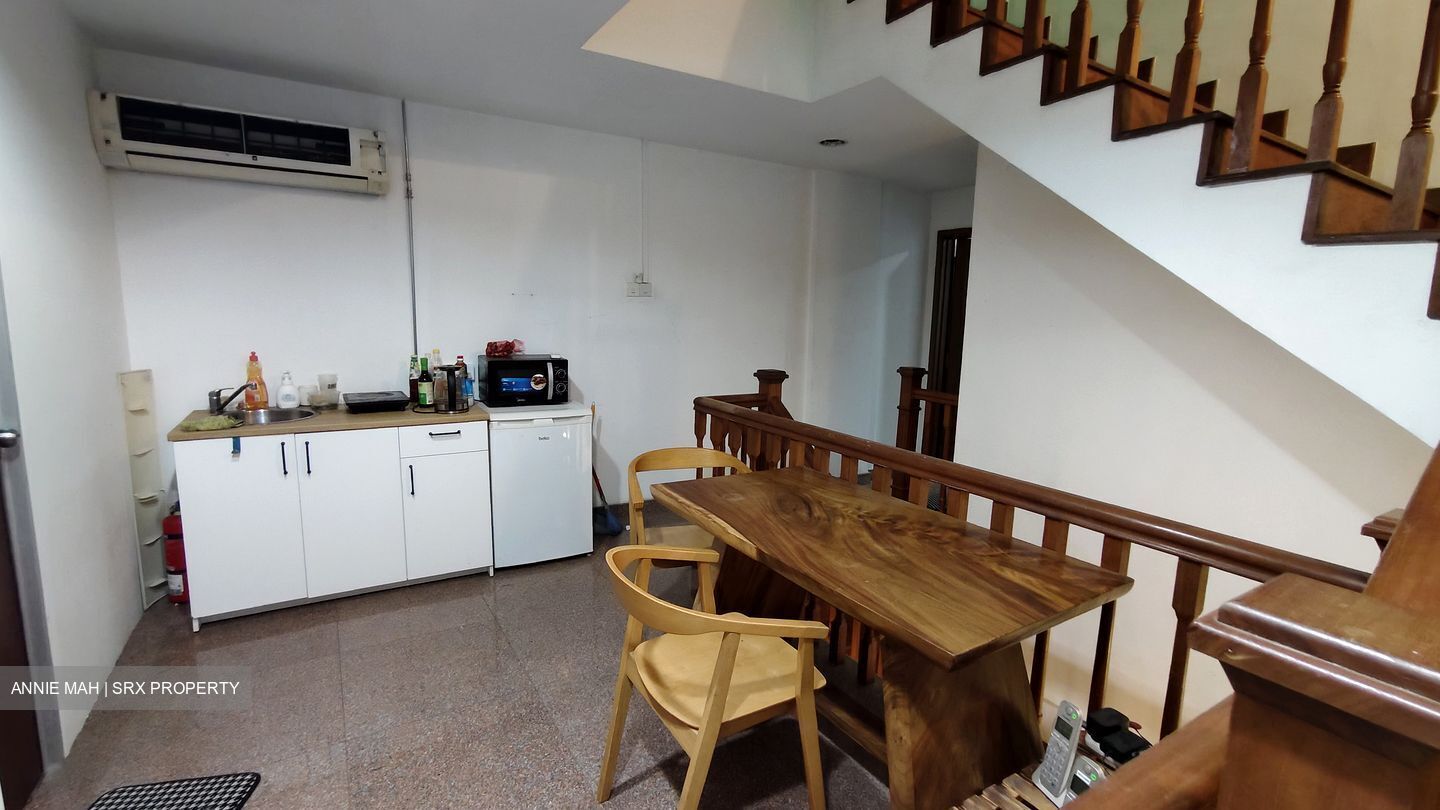 Niven Road (D9), Terrace #527308241